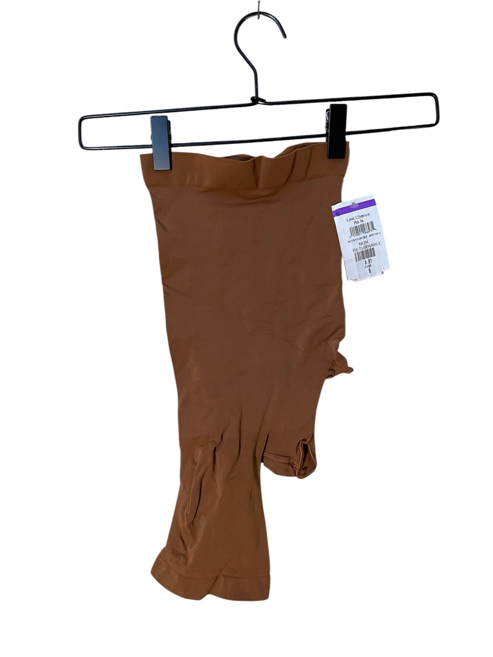 SKIMS Seamless Sculpt Solution Short Right Leg Exposed